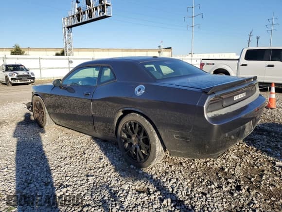 ✅ 2013 Dodge Challenger SXT • VIN: 2C3CDYAG2DH635755 • Лот: 85293545. Опубликован ранее на Copart с пробегом 144 635 миль. Бесплатный доступ к архиву аукционных продаж из США и подробный отчёт об истории автомобиля на DreamBid. Изображение 2.