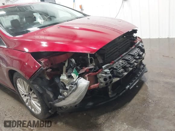 ✅ 2017 Ford Focus Titanium • VIN: 1FADP3J26HL238966 • Lot: 43818466. Listed on IAAI with 35,572 mi. Free auction sales archive from the USA and detailed vehicle history report at DreamBid. Image 18.