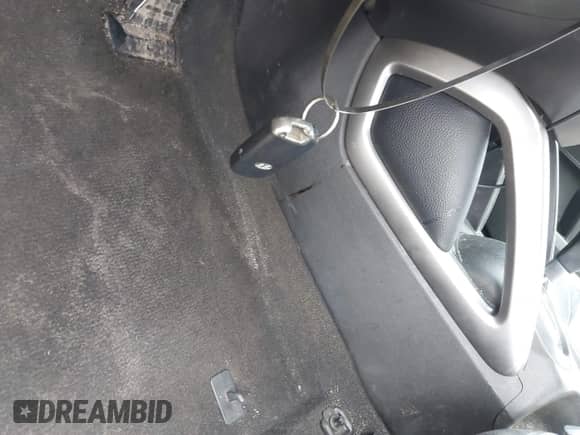 2015 Hyundai Veloster Turbo R-Spec z VIN KMHTC6AE1FU241628, wystawiony jako IAAI lot #42013008 z przebiegiem 110 357 mil mil oraz . Historia ofert i sprzedaży dostępna na DreamBid. Obrazek 11.