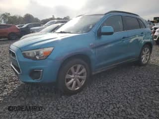 2013 Mitsubishi Outlander SE with VIN 4A4AR4AU4DE002371, listed as a Copart auction lot 81808805 with 176,488 mi miles and Clean title. Bid and sale history available at DreamBid. Image 1.