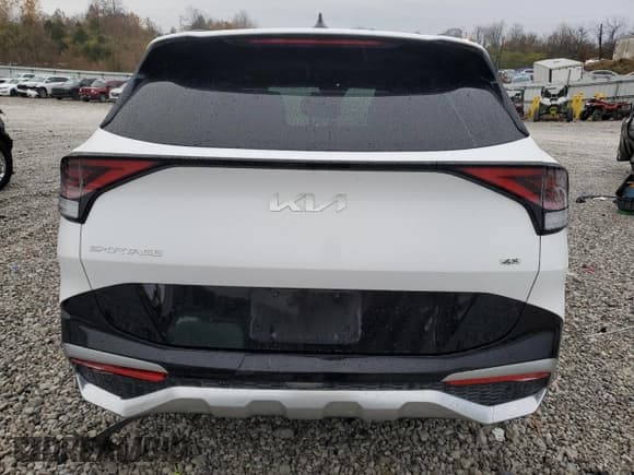 ✅ 2025 Kia Sportage SX-Prestige • VIN: 5XYK5CDF0SG275326 • Lot: 93449745. Listed on Copart with 28,803 mi. Free auction sales archive from the USA and detailed vehicle history report at DreamBid. Image 6.