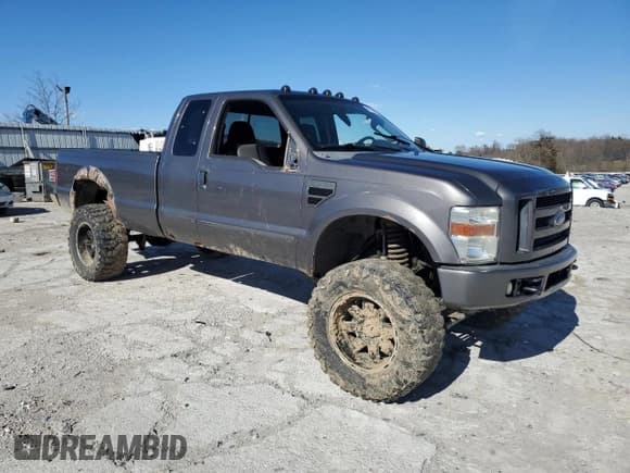 ✅ 2008 Ford F-350 XL • VIN: 1FTWX31R08EA33826 • Лот: 50106455. Опубликован ранее на Copart с пробегом Не указан. Бесплатный доступ к архиву аукционных продаж из США и подробный отчёт об истории автомобиля на DreamBid. Изображение 4.