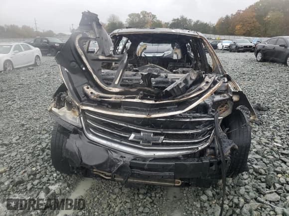 ✅ 2015 Chevrolet Traverse LT • VIN: 1GNKVGKD0FJ363136 • Lot: 90219435. Wystawiony na Copart z przebiegiem Nie podano. Bezpłatny archiwum sprzedaży aukcyjnych z USA i szczegółowy raport historii pojazdu na DreamBid. Zdjęcie 5.