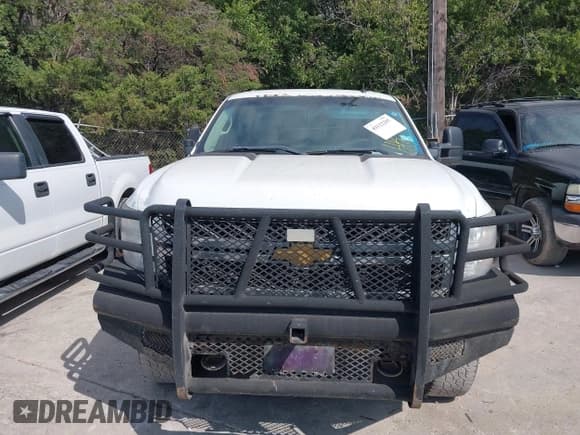 ✅ 2014 Chevrolet Silverado 2500HD LT • VIN: 1GC1KXCG1EF131636 • Lot: 43112265. Listed on IAAI with 309,813 mi. Free auction sales archive from the USA and detailed vehicle history report at DreamBid. Image 12.
