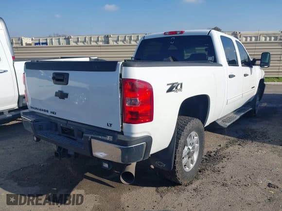 ✅ 2014 Chevrolet Silverado 2500HD LT • VIN: 1GC1KXC80EF116411 • Lot: 41208741. Listed on IAAI with 182,186 mi. Free auction sales archive from the USA and detailed vehicle history report at DreamBid. Image 4.