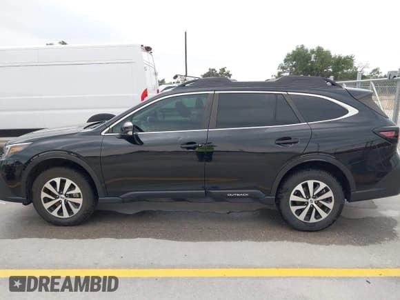 ✅ 2020 Subaru Outback Premium • VIN: 4S4BTACC2L3264444 • Lot: 42300731. Listed on IAAI with 57,881 mi. Free auction sales archive from the USA and detailed vehicle history report at DreamBid. Image 14.