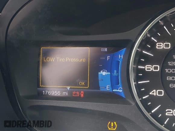 ✅ 2013 Ford Edge Limited • VIN: 2FMDK3KC4DBA87521 • Лот: 42161801. Опубликован ранее на IAAI с пробегом 176 956 миль. Бесплатный доступ к архиву аукционных продаж из США и подробный отчёт об истории автомобиля на DreamBid. Изображение 15.