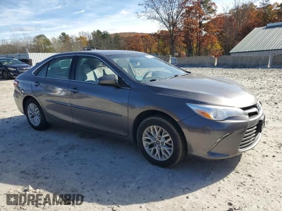 ✅ 2017 Toyota Camry XLE • VIN: 4T1BF1FK2HU366497 • Lot: 90336515. Wystawiony na Copart z przebiegiem 189 214 mil. Bezpłatny archiwum sprzedaży aukcyjnych z USA i szczegółowy raport historii pojazdu na DreamBid. Zdjęcie 4.
