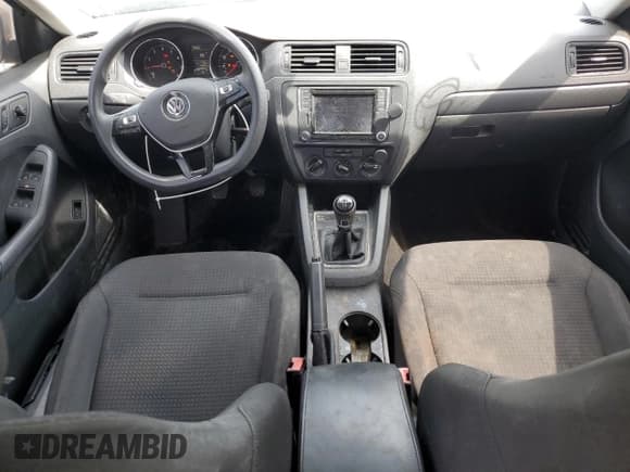 ✅ 2016 Volkswagen Jetta S • VIN: 3VW167AJ9GM334339 • Лот: 53975655. Опубликован ранее на Copart с пробегом 140 604 миль. Бесплатный доступ к архиву аукционных продаж из США и подробный отчёт об истории автомобиля на DreamBid. Изображение 8.