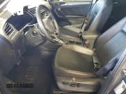 ✅ 2022 Volkswagen Tiguan SE • VIN: 3VV2B7AX4NM110594 • Lot: 82363525. Wystawiony na Copart z przebiegiem 46 230 mil. Bezpłatny archiwum sprzedaży aukcyjnych z USA i szczegółowy raport historii pojazdu na DreamBid. Zdjęcie 7.