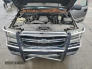 ✅ 2006 Chevrolet Silverado 2500HD LT2 • VIN: 1GCHC23U06F178646 • Лот: 93594115. Опубликован ранее на Copart с пробегом 252 232 миль. Бесплатный доступ к архиву аукционных продаж из США и подробный отчёт об истории автомобиля на DreamBid. Изображение 11.