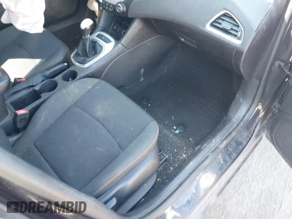 ✅ 2016 Chevrolet Cruze LS • VIN: 1G1BB5SM0G7313687 • Lot: 41779448. Listed on IAAI with 131,127 mi. Free auction sales archive from the USA and detailed vehicle history report at DreamBid. Image 5.