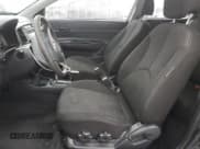 ✅ 2007 Hyundai Accent SE • VIN: KMHCN36C57U008952 • Лот: 86095324. Опубликован ранее на Copart с пробегом 167 601 миль. Бесплатный доступ к архиву аукционных продаж из США и подробный отчёт об истории автомобиля на DreamBid. Изображение 7.