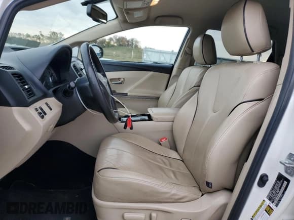 ✅ 2010 Toyota Venza • VIN: 4T3BA3BB9AU014398 • Lot: 91247645. Wystawiony na Copart z przebiegiem 204 222 mil. Bezpłatny archiwum sprzedaży aukcyjnych z USA i szczegółowy raport historii pojazdu na DreamBid. Zdjęcie 7.