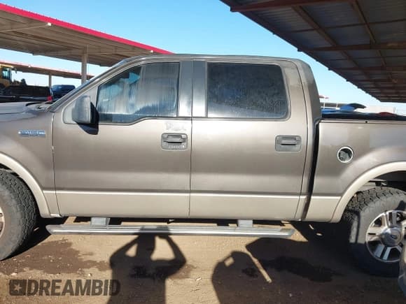 ✅ 2006 Ford F-150 XLT • VIN: 1FTPW14506KA80745 • Lot: 43623933. Listed on IAAI with 403,683 mi. Free auction sales archive from the USA and detailed vehicle history report at DreamBid. Image 14.