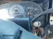 2004 Chevrolet Silverado 1500 Work Truck z VIN 1GCEC14X34Z152656, wystawiony jako IAAI lot #41308111 z przebiegiem Nie podano mil oraz . Historia ofert i sprzedaży dostępna na DreamBid. Obrazek 11.