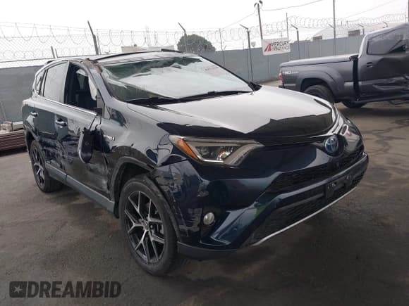 ✅ 2018 Toyota RAV4 Hybrid SE • VIN: JTMJJREV1JD255907 • Лот: 43074509. Опубликован ранее на IAAI с пробегом 70 728 миль. Бесплатный доступ к архиву аукционных продаж из США и подробный отчёт об истории автомобиля на DreamBid. Изображение 1.