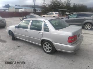 ✅ 1999 Volvo S70 • VIN: YV1LS55A3X1598346 • Lot: 35803246. Listed on IAAI with 215,097 mi. Free auction sales archive from the USA and detailed vehicle history report at DreamBid. Image 3.