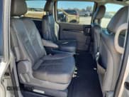 ✅ 2014 Kia Sedona EX • VIN: KNDMH4C71E6553397 • Лот: 82726335. Опубликован ранее на Copart с пробегом 425 364 миль. Бесплатный доступ к архиву аукционных продаж из США и подробный отчёт об истории автомобиля на DreamBid. Изображение 11.