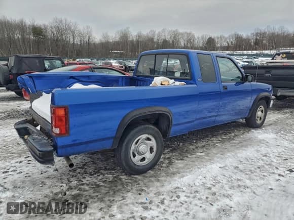 ✅ 1995 Dodge Dakota • VIN: 1B7GL23X7SS135820 • Lot: 94783215. Listed on Copart with 67,119 mi. Free auction sales archive from the USA and detailed vehicle history report at DreamBid. Image 3.