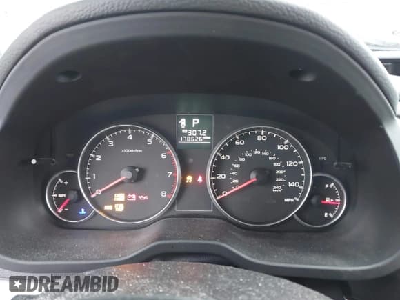 ✅ 2014 Subaru Outback Premium • VIN: 4S4BRCCC8E3257317 • Lot: 43634760. Listed on IAAI with 178,626 mi. Free auction sales archive from the USA and detailed vehicle history report at DreamBid. Image 7.