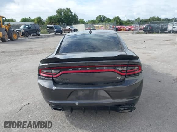 ✅ 2018 Dodge Charger R/T • VIN: 2C3CDXCT1JH260795 • Lot: 43377794. Wystawiony na IAAI z przebiegiem 109 823 mil. Bezpłatny archiwum sprzedaży aukcyjnych z USA i szczegółowy raport historii pojazdu na DreamBid. Zdjęcie 16.