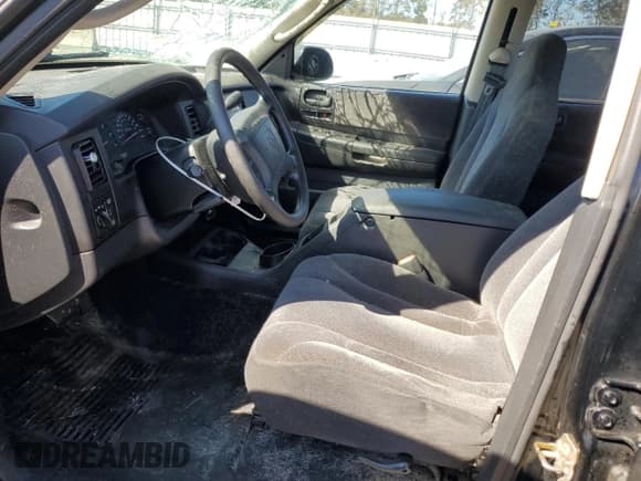 ✅ 2004 Dodge Dakota SLT • VIN: 1D7HG48N54S713479 • Lot: 77162514. Wystawiony na Copart z przebiegiem 134 212 mil. Bezpłatny archiwum sprzedaży aukcyjnych z USA i szczegółowy raport historii pojazdu na DreamBid. Zdjęcie 7.
