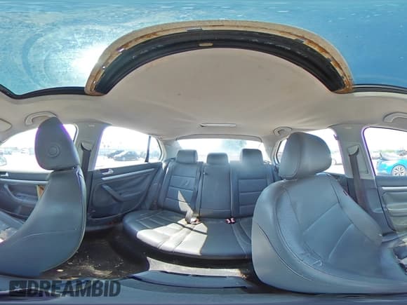 ✅ 2007 Volkswagen Jetta Wolfsburg Edition • VIN: 3VWEF81K87M079442 • Лот: 69657055. Опубликован ранее на Copart с пробегом 219 221 миль. Бесплатный доступ к архиву аукционных продаж из США и подробный отчёт об истории автомобиля на DreamBid. Изображение 14.