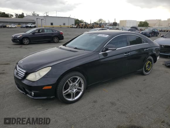 ✅ 2007 Mercedes-Benz CLS 550 • VIN: WDDDJ72X07A102779 • Lot: 81334765. Listed on Copart with 180,023 mi. Free auction sales archive from the USA and detailed vehicle history report at DreamBid. Image 1.