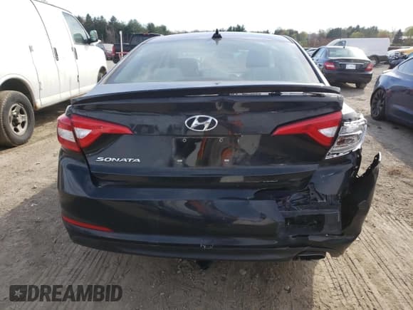 ✅ 2017 Hyundai Sonata SE • VIN: 5NPE24AF2HH592607 • Lot: 47034363. Listed on Copart with 56,324 mi. Free auction sales archive from the USA and detailed vehicle history report at DreamBid. Image 6.