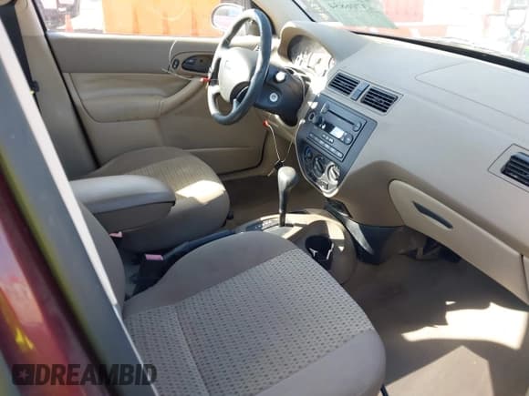 ✅ 2007 Ford Focus S • VIN: 1FAFP34N77W270952 • Lot: 43706854. Listed on IAAI with 103,039 mi. Free auction sales archive from the USA and detailed vehicle history report at DreamBid. Image 5.
