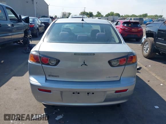 ✅ 2014 Mitsubishi Lancer ES • VIN: JA32U2FU9EU019423 • Лот: 43130598. Опубликован ранее на IAAI с пробегом 153 761 миль. Бесплатный доступ к архиву аукционных продаж из США и подробный отчёт об истории автомобиля на DreamBid. Изображение 16.