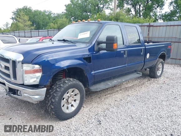 ✅ 2008 Ford F-350 XL • VIN: 1FTSW31R78ED94343 • Lot: 42350917. Listed on IAAI with 248,993 mi. Free auction sales archive from the USA and detailed vehicle history report at DreamBid. Image 2.
