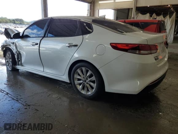 ✅ 2017 Kia Optima LX • VIN: 5XXGT4L3XHG161825 • Лот: 85521085. Опубликован ранее на Copart с пробегом 204 366 миль. Бесплатный доступ к архиву аукционных продаж из США и подробный отчёт об истории автомобиля на DreamBid. Изображение 2.