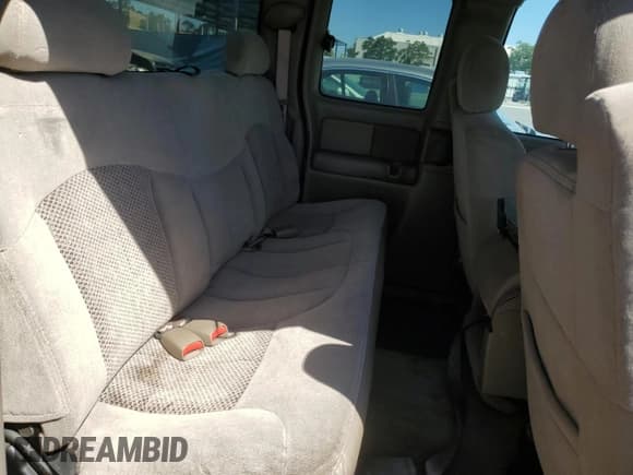 ✅ 2001 Chevrolet Silverado 1500 LS • VIN: 2GCEC19V811269077 • Лот: 58258784. Опубликован ранее на Copart с пробегом 351 155 миль. Бесплатный доступ к архиву аукционных продаж из США и подробный отчёт об истории автомобиля на DreamBid. Изображение 10.