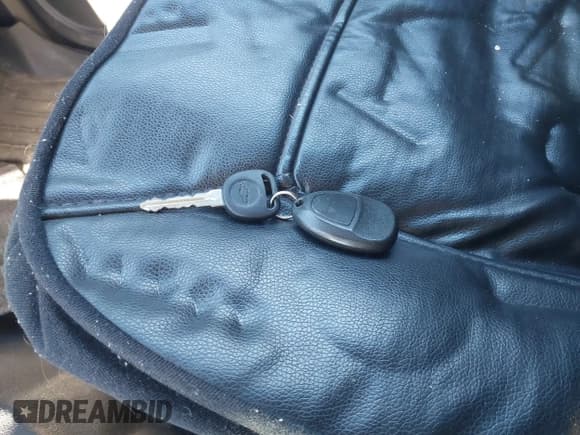 ✅ 2014 Chevrolet Tahoe Commercial • VIN: 1GNLC2E0XER158929 • Lot: 43623990. Wystawiony na IAAI z przebiegiem 150 104 mil. Bezpłatny archiwum sprzedaży aukcyjnych z USA i szczegółowy raport historii pojazdu na DreamBid. Zdjęcie 11.