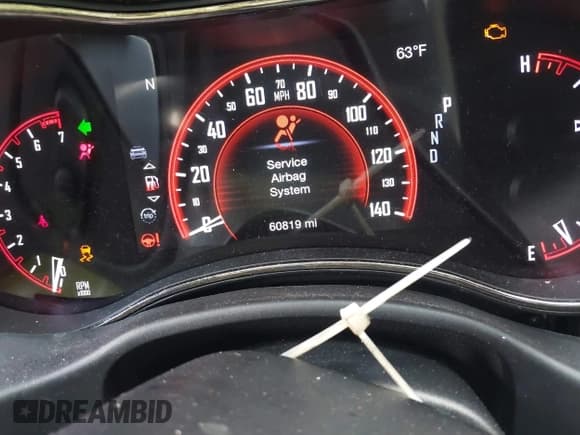 ✅ 2018 Dodge Durango GT • VIN: 1C4RDJDG2JC271859 • Lot: 43519216. Wystawiony na IAAI z przebiegiem 60 819 mil. Bezpłatny archiwum sprzedaży aukcyjnych z USA i szczegółowy raport historii pojazdu na DreamBid. Zdjęcie 7.