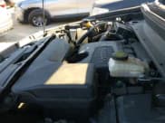 ✅ 2018 Nissan Pathfinder S • VIN: 5N1DR2MN6JC671225 • Lot: 43928021. Wystawiony na IAAI z przebiegiem 260 000 mil. Bezpłatny archiwum sprzedaży aukcyjnych z USA i szczegółowy raport historii pojazdu na DreamBid. Zdjęcie 19.