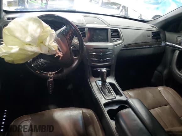 ✅ 2013 Lincoln MKS • VIN: 1LNHL9DK4DG613144 • Lot: 54354625. Listed on Copart with 104,211 mi. Free auction sales archive from the USA and detailed vehicle history report at DreamBid. Image 8.