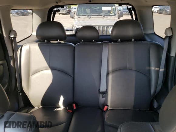 ✅ 2005 Mazda Tribute S • VIN: 4F2CZ96155KM32909 • Lot: 70179055. Listed on Copart with 115,319 mi. Free auction sales archive from the USA and detailed vehicle history report at DreamBid. Image 10.