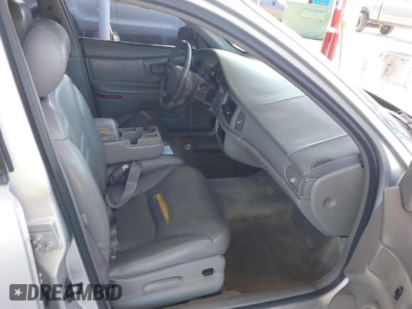 ✅ 2002 Buick Century Limited • VIN: 2G4WY55J421251477 • Lot: 42841377. Wystawiony na IAAI z przebiegiem Nie podano. Bezpłatny archiwum sprzedaży aukcyjnych z USA i szczegółowy raport historii pojazdu na DreamBid. Zdjęcie 5.