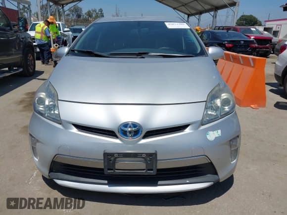 ✅ 2014 Toyota Prius • VIN: JTDKN3DP1E3052567 • Lot: 42872309. Listed on IAAI with 209,125 mi. Free auction sales archive from the USA and detailed vehicle history report at DreamBid. Image 12.