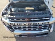 ✅ 2021 Chevrolet Silverado 2500HD LTZ • VIN: 1GC1YPE74MF236388 • Lot: 68639035. Wystawiony na Copart z przebiegiem 50 823 mil. Bezpłatny archiwum sprzedaży aukcyjnych z USA i szczegółowy raport historii pojazdu na DreamBid. Zdjęcie 11.