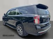 ✅ 2022 Chevrolet Suburban LT • VIN: 1GNSKCKD8NR102970 • Лот: 92724845. Опубликован ранее на Copart с пробегом 195 759 миль. Бесплатный доступ к архиву аукционных продаж из США и подробный отчёт об истории автомобиля на DreamBid. Изображение 3.