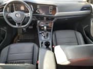 ✅ 2021 Volkswagen Jetta S • VIN: 3VWC57BU3MM044713 • Lot: 91311785. Wystawiony na Copart z przebiegiem 85 259 mil. Bezpłatny archiwum sprzedaży aukcyjnych z USA i szczegółowy raport historii pojazdu na DreamBid. Zdjęcie 8.