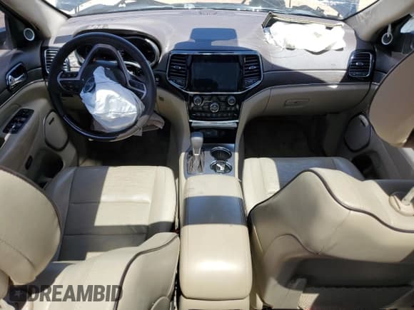 ✅ 2019 Jeep Grand Cherokee Overland • VIN: 1C4RJFCG7KC709686 • Lot: 57207255. Listed on Copart with 73,342 mi. Free auction sales archive from the USA and detailed vehicle history report at DreamBid. Image 8.