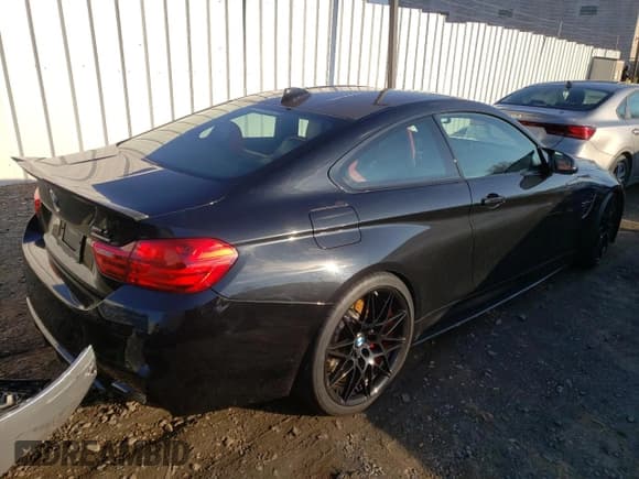 ✅ 2015 BMW M4 • VIN: WBS3R9C5XFK335304 • Lot: 69406962. Listed on Copart with Not provided. Free auction sales archive from the USA and detailed vehicle history report at DreamBid. Image 3.