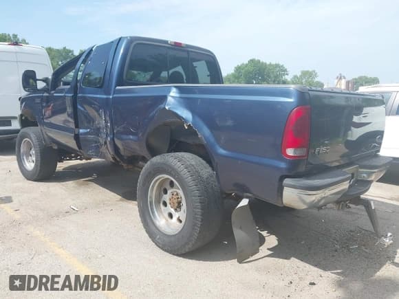 ✅ 2001 Ford F-250 XL • VIN: 1FTNX21F91EA16878 • Лот: 42713817. Опубликован ранее на IAAI с пробегом 190 852 миль. Бесплатный доступ к архиву аукционных продаж из США и подробный отчёт об истории автомобиля на DreamBid. Изображение 3.