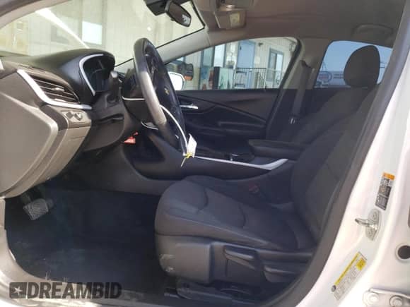 2016 Chevrolet Volt LT z VIN 1G1RC6S51GU139396, wystawiony jako Copart lot #68033723 z przebiegiem 95 598 mil mil oraz . Historia ofert i sprzedaży dostępna na DreamBid. Obrazek 7.