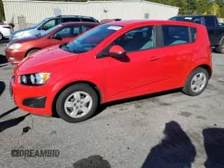 2015 Chevrolet Sonic LS with VIN 1G1JA6SH7F4195791, listed as a Copart auction lot 86976155 with 97,081 mi miles and Clean title. Bid and sale history available at DreamBid. Image 1.